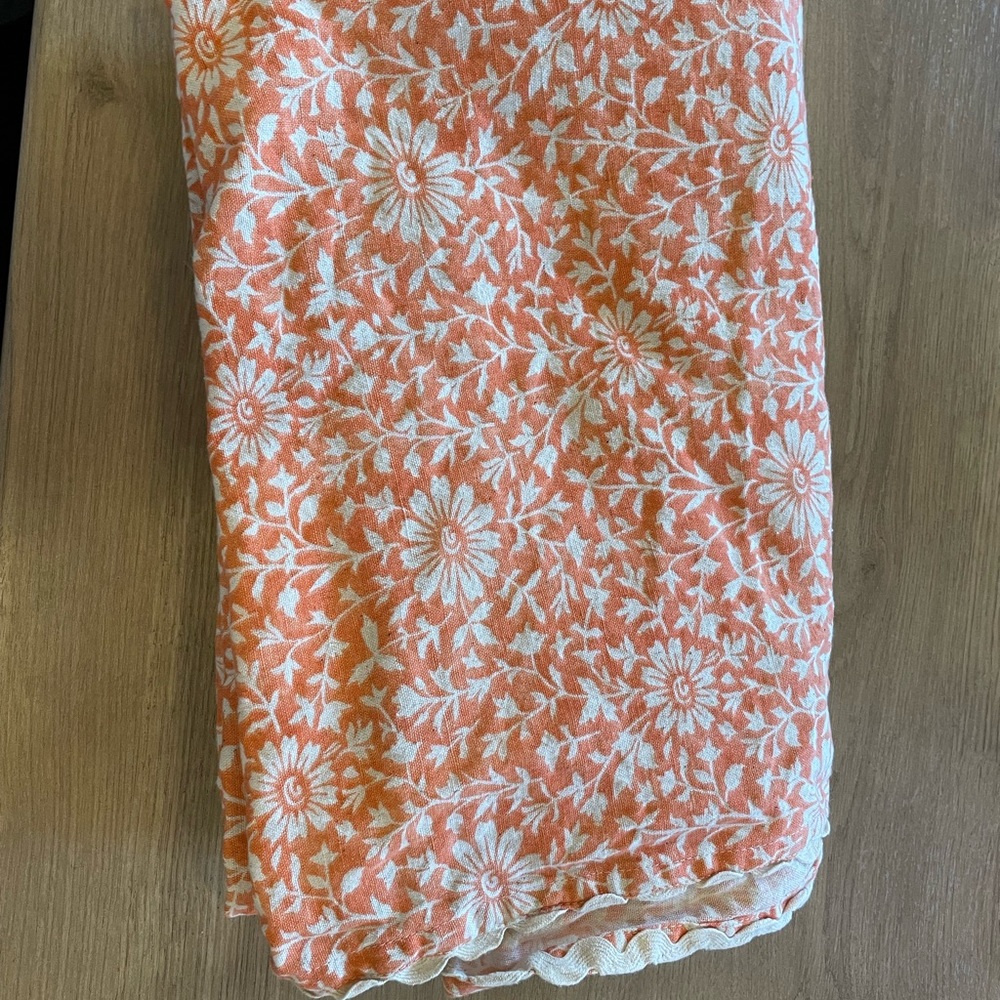 NWOT - Floral Orange and White Tablecloth